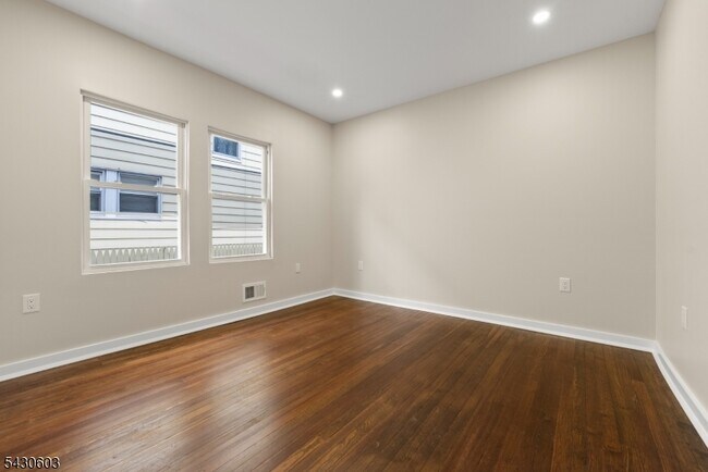 Building Photo - 218 Ampere Pkwy