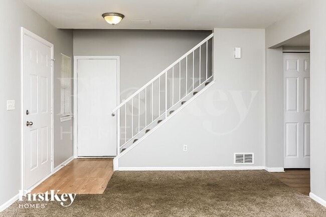 Building Photo - 21439 Georgetown Dr