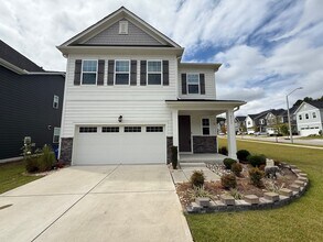 Building Photo - Stunning 5BD, 3BA Raleigh Home Within the ...