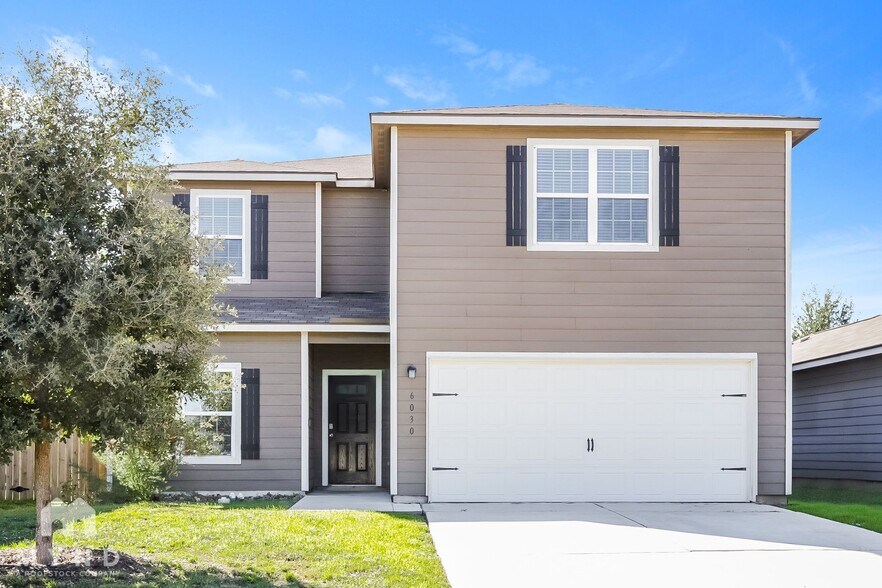 Primary Photo - 6030 Southern Vis