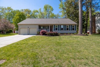 Building Photo - 917 Fox Ridge Trail