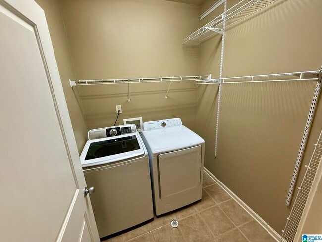 Building Photo - 1105 Inverness Cove Way