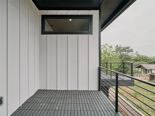 Building Photo - 412 Kemp St