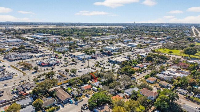 Building Photo - 252 SW 23rd St
