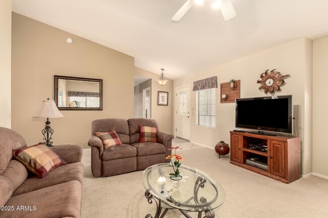 Building Photo - 9559 E Sunburst Dr