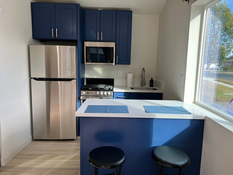 Building Photo - 7017 Fullbright Ave