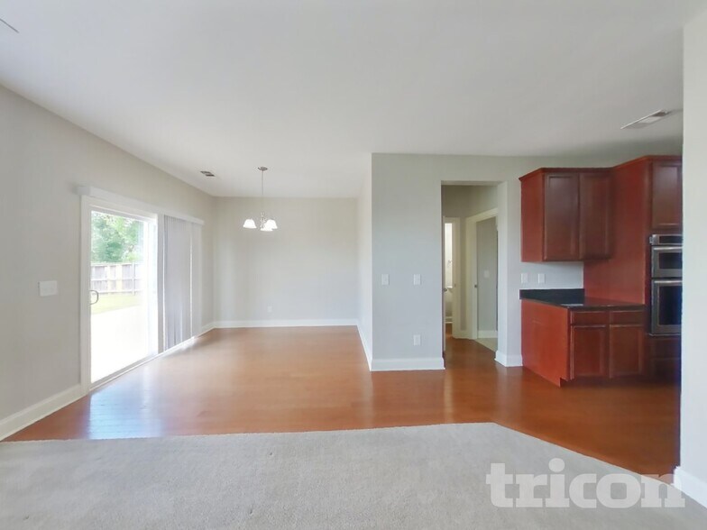 Building Photo - 1004 Abberley Cir