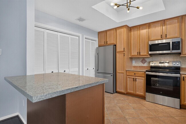 Building Photo - 11711 Memorial Dr