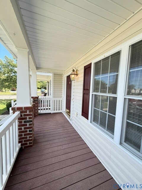 Building Photo - 2103 Cornwall Ct