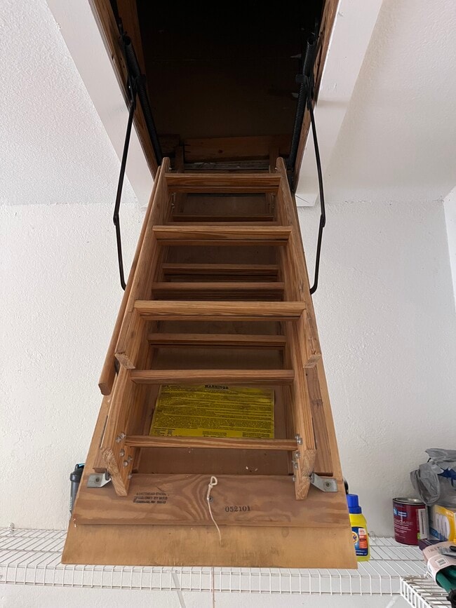 Building Photo - 312 Spring Branch Ln