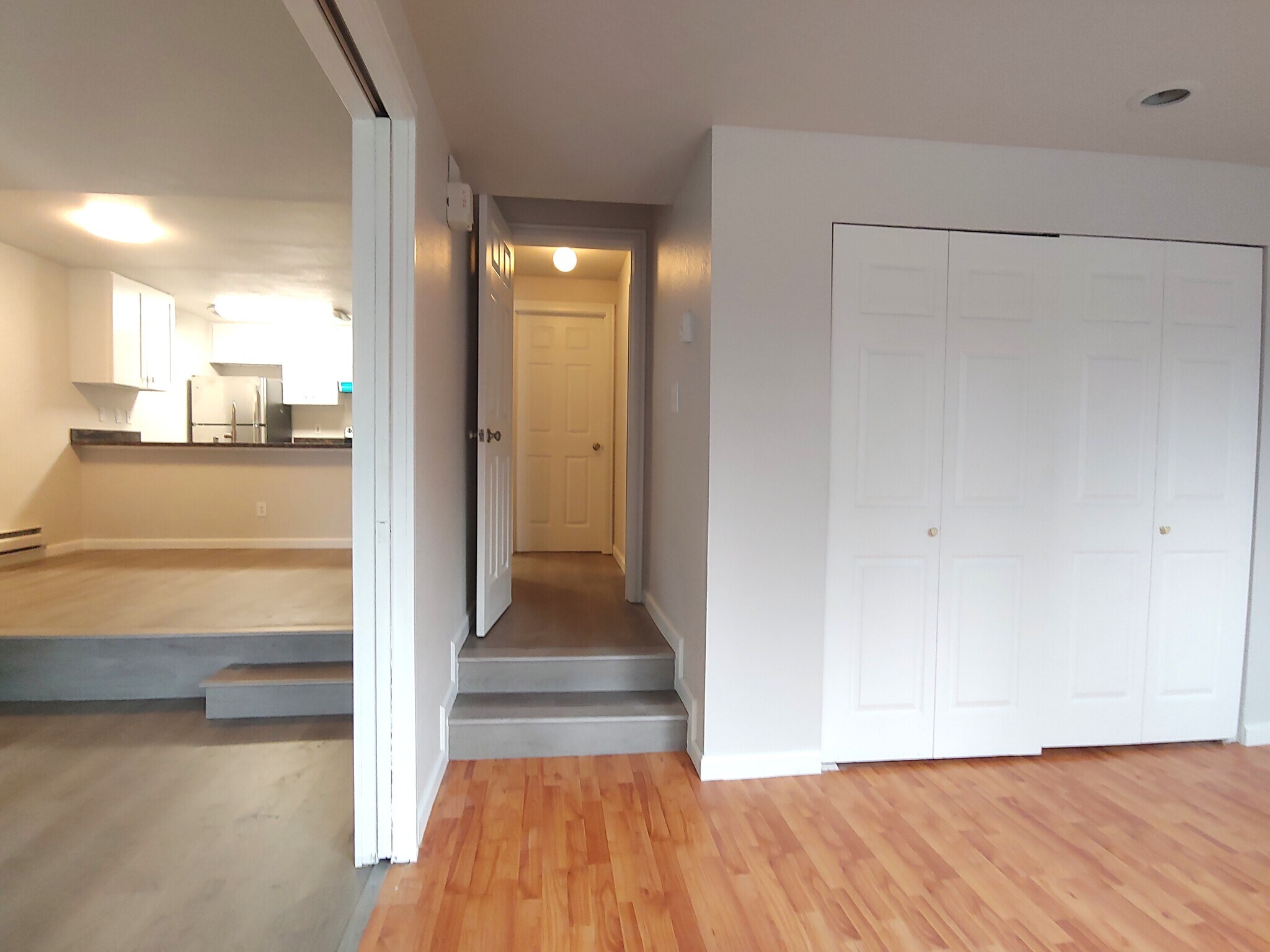 Building Photo - 9484 Redmond Woodinville Rd NE