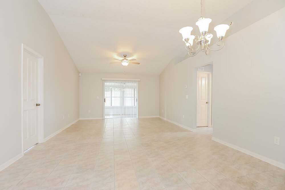 Building Photo - 1430 Maximilian Dr