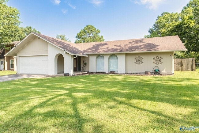 Building Photo - 1907 Waxleaf Green SE