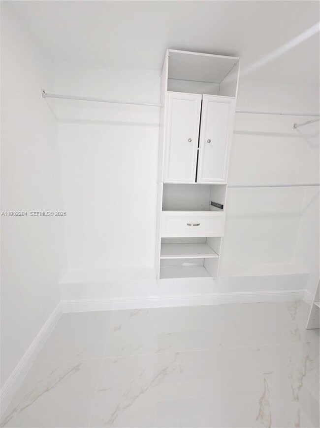 Building Photo - 4490 SW 19th St