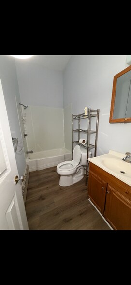 Building Photo - 313 North St