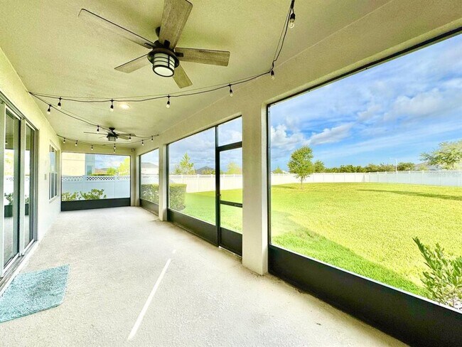 Building Photo - 34159 Astoria Cir