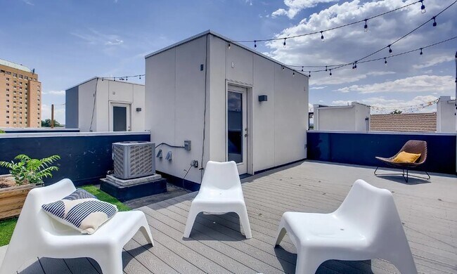 Building Photo - 3250 Federal Blvd