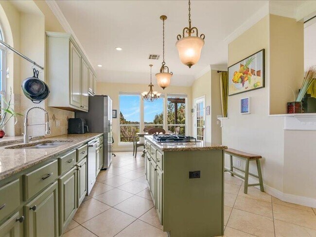 Building Photo - 7603 Bellflower Cove