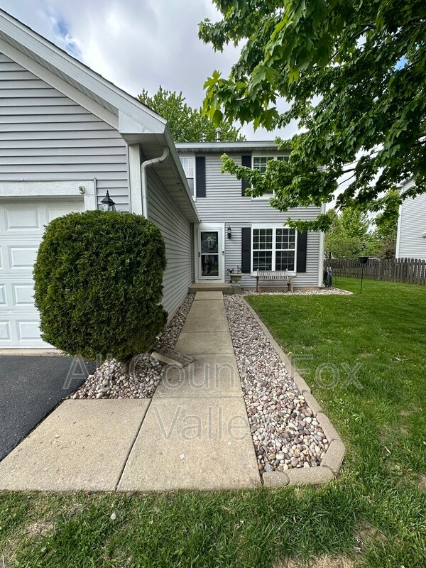 Building Photo - 2627 Jenna Cir