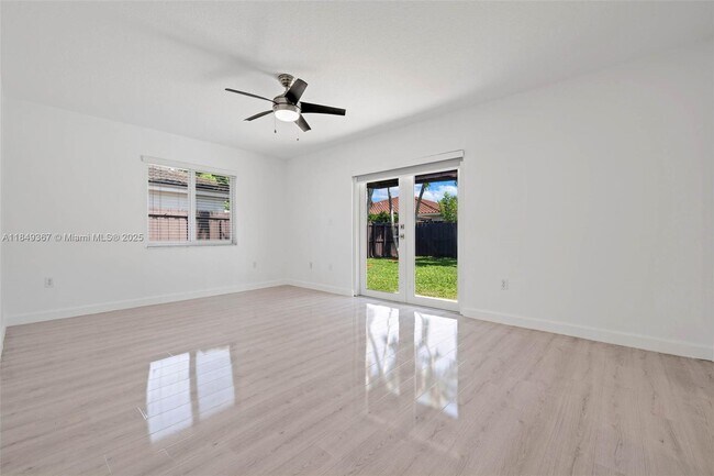Building Photo - 15398 SW 172nd Terrace