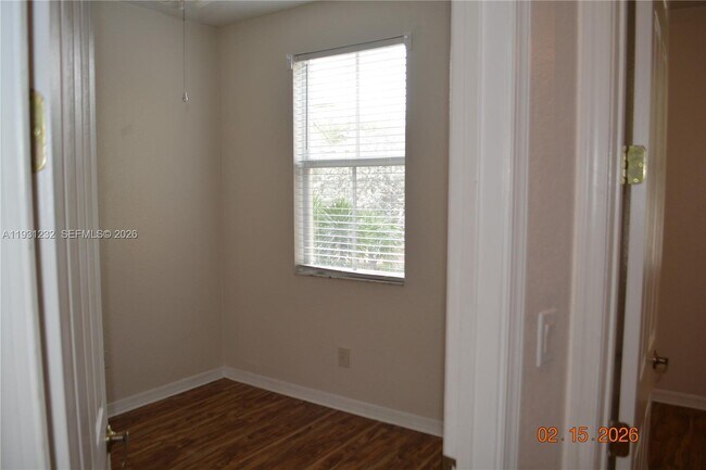 Building Photo - 2851 Prospect Rd