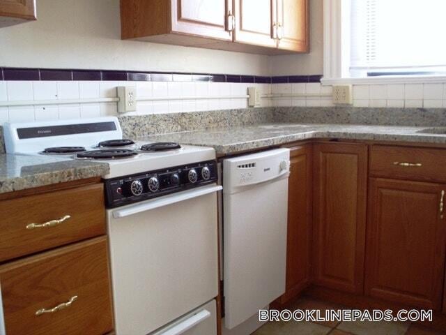 Building Photo - 50 Babcock St