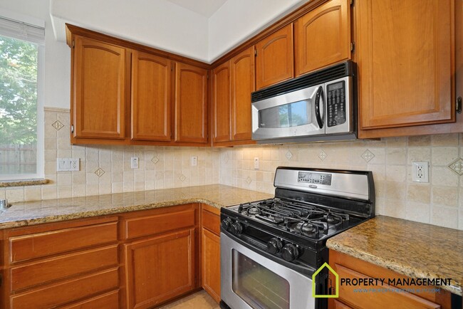 Building Photo - Charming 3-4 Bedroom Home with Top-Rated S...