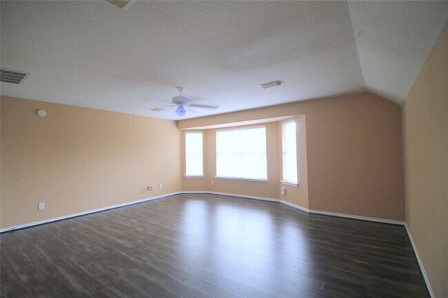 Building Photo - 19927 Black Canyon Dr