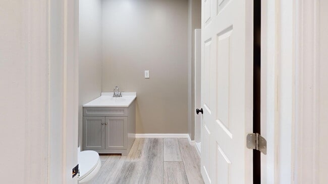 Building Photo - 201 Florence Ave