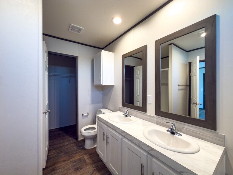 Building Photo - 134 Ponderosa Way