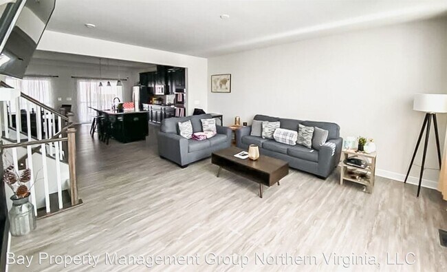 Building Photo - 4 br, 3.5 bath House - 7751 Blackburn Ridg...