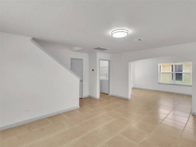 Building Photo - 19022 Yellow Thrush Dr