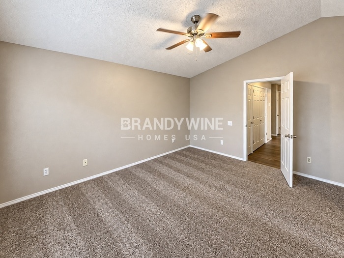 Building Photo - 2616 Harvest Moon Dr