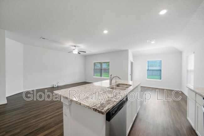 Building Photo - 10519 Rosalina Lp