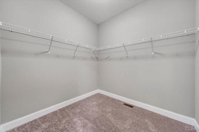 Building Photo - 1021 Lochwood Hl Dr