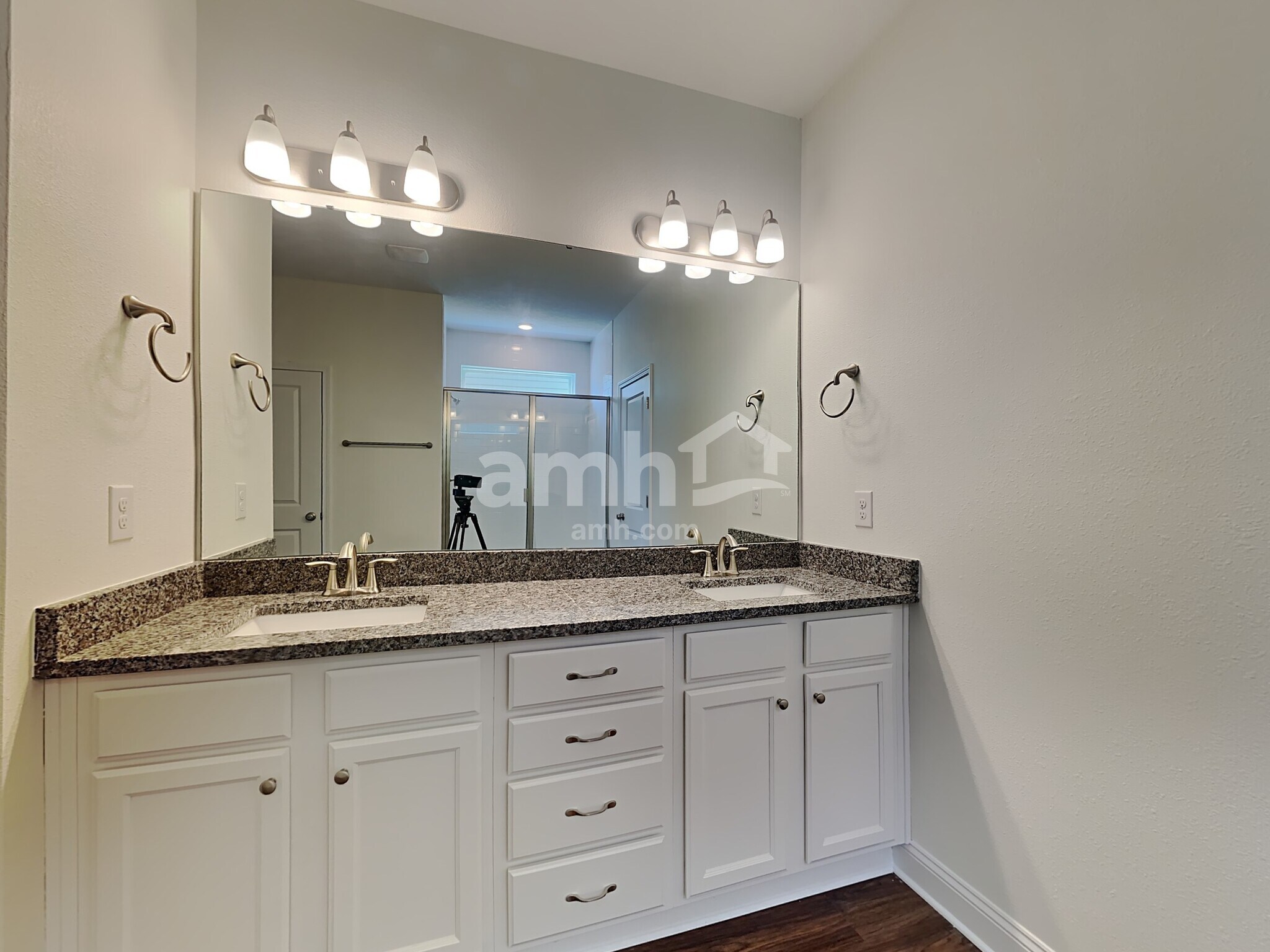 Building Photo - 105 Fornells Way