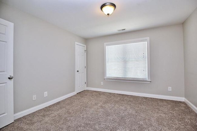 Building Photo - 6000 Abergele Ln