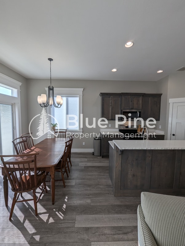 Building Photo - 4232 Athlen Wy