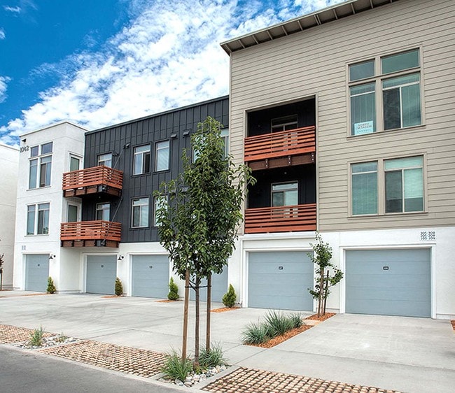 Building Photo - Annadel