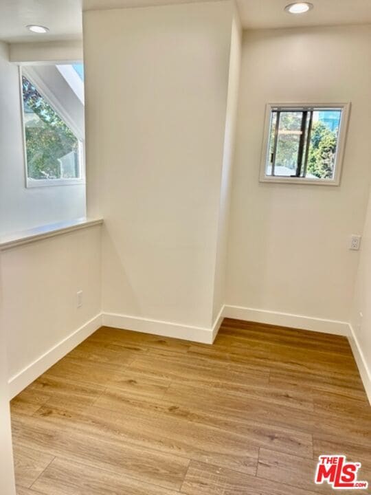 Building Photo - 12520 Stanwood Pl