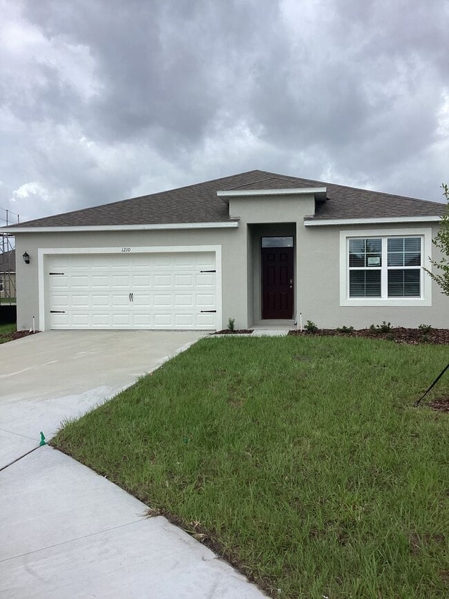 Primary Photo - Four bedroom two bath in Eagle Lake