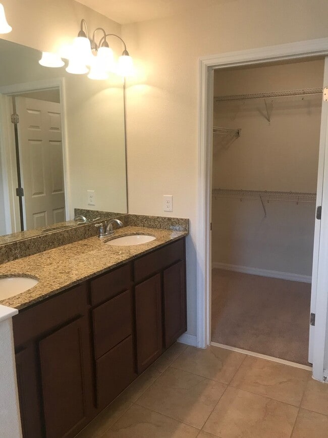 Building Photo - 2-story, 3/2.5, Lake Nona Townhome for ren...