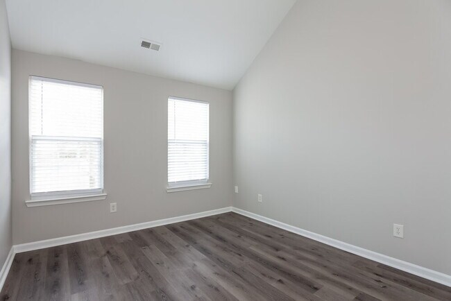 Building Photo - 929 Grass Hollow Ct