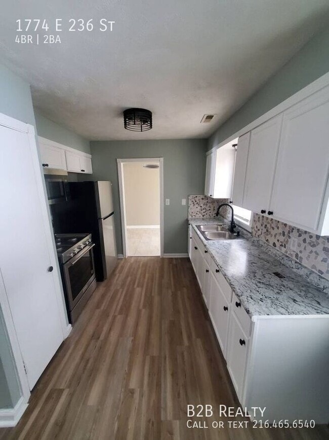 Building Photo - 1774 E 236th St