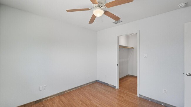 Building Photo - 568 Slippery Rock