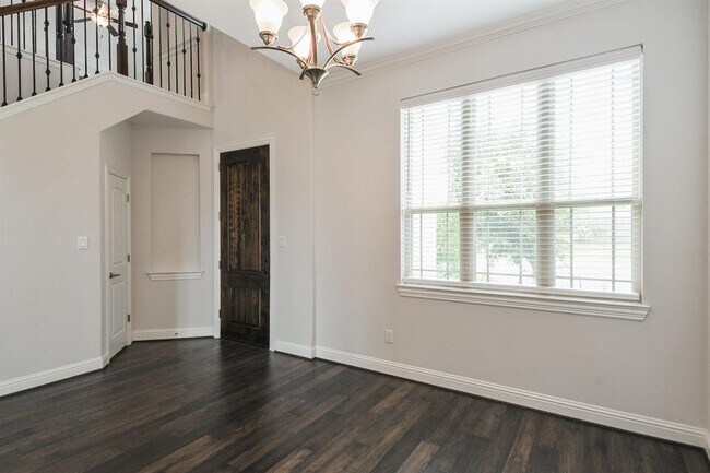 Building Photo - 3802 W Vicksburg Estates Dr