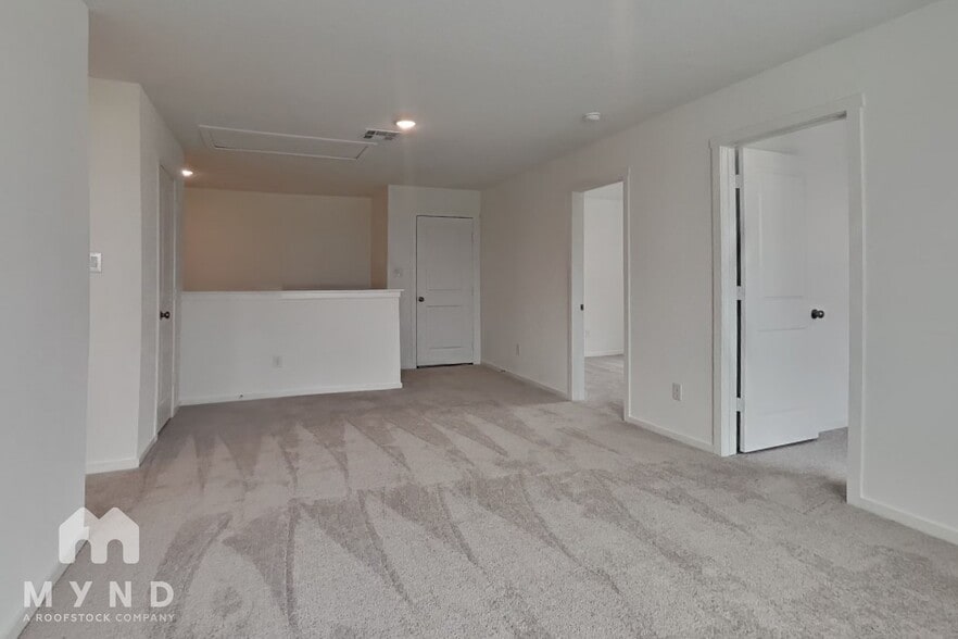 Building Photo - 7127 Sapphire Rdg