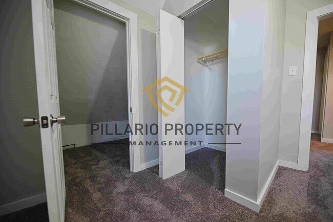 Building Photo - Close to Marion University, 3 Bedroom, 1.5...