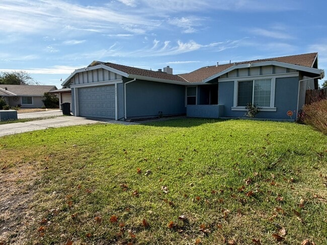 Building Photo - 8267 Moorhaven Way