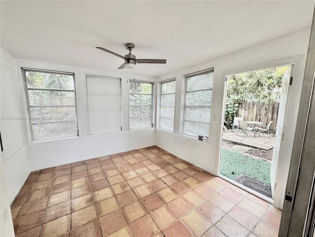 Building Photo - 14901 SW 4th St